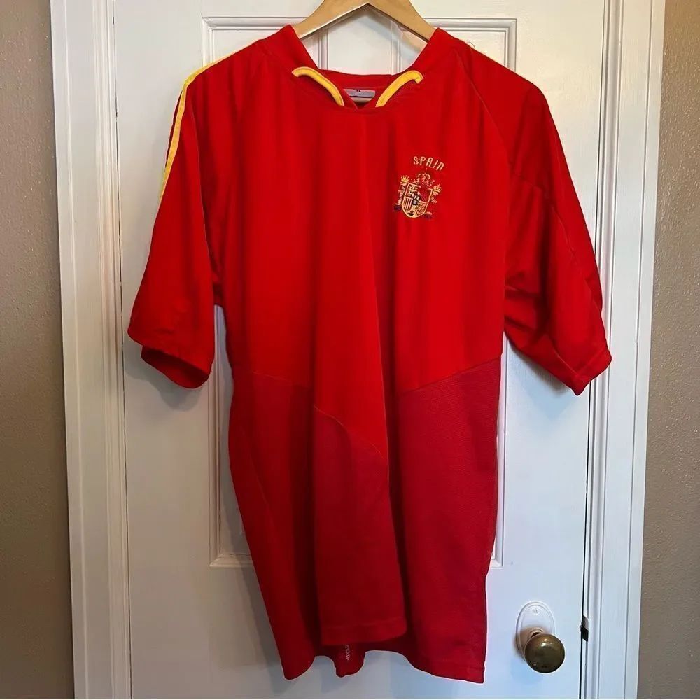 Spain 2004/06 Raul Retro Replica Football Jersey